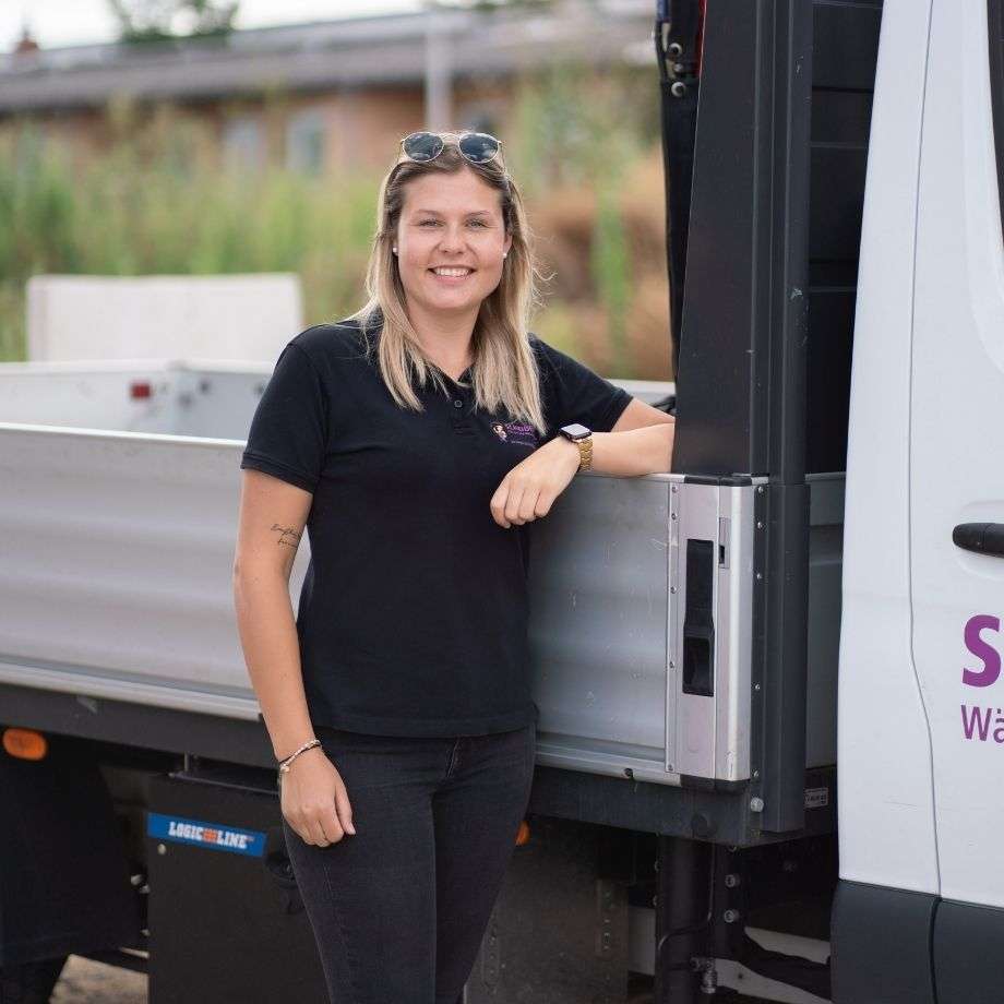 Ansprechpartnerin Mandy - Scheidemantel